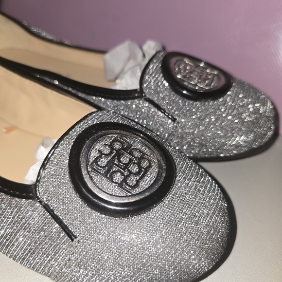 Liz Claiborne Silver sparkly flats, size 9 - Picture 11 of 11